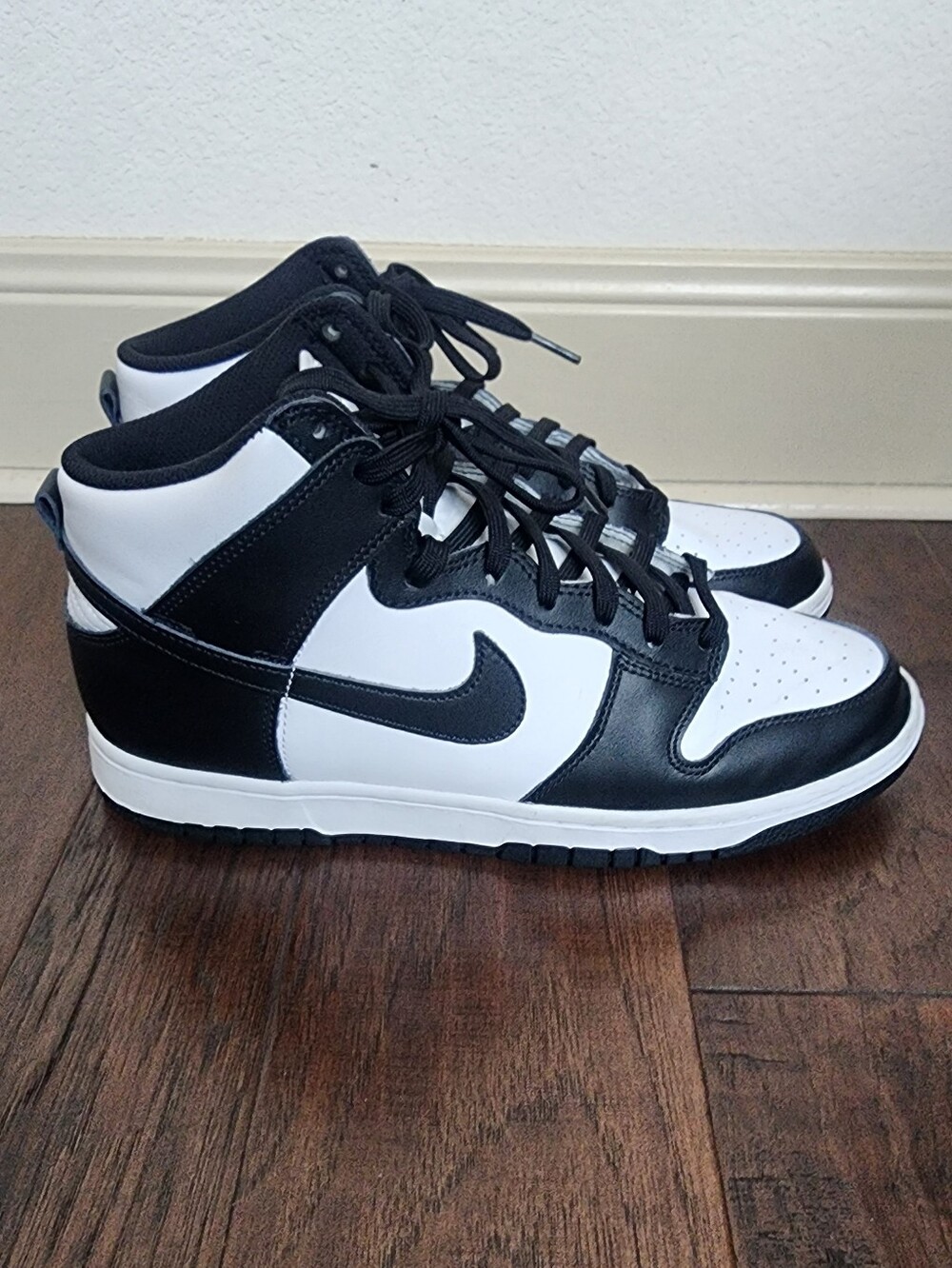NIKE MENS Dunk High Retro "Panda - Black / White Size 10.5